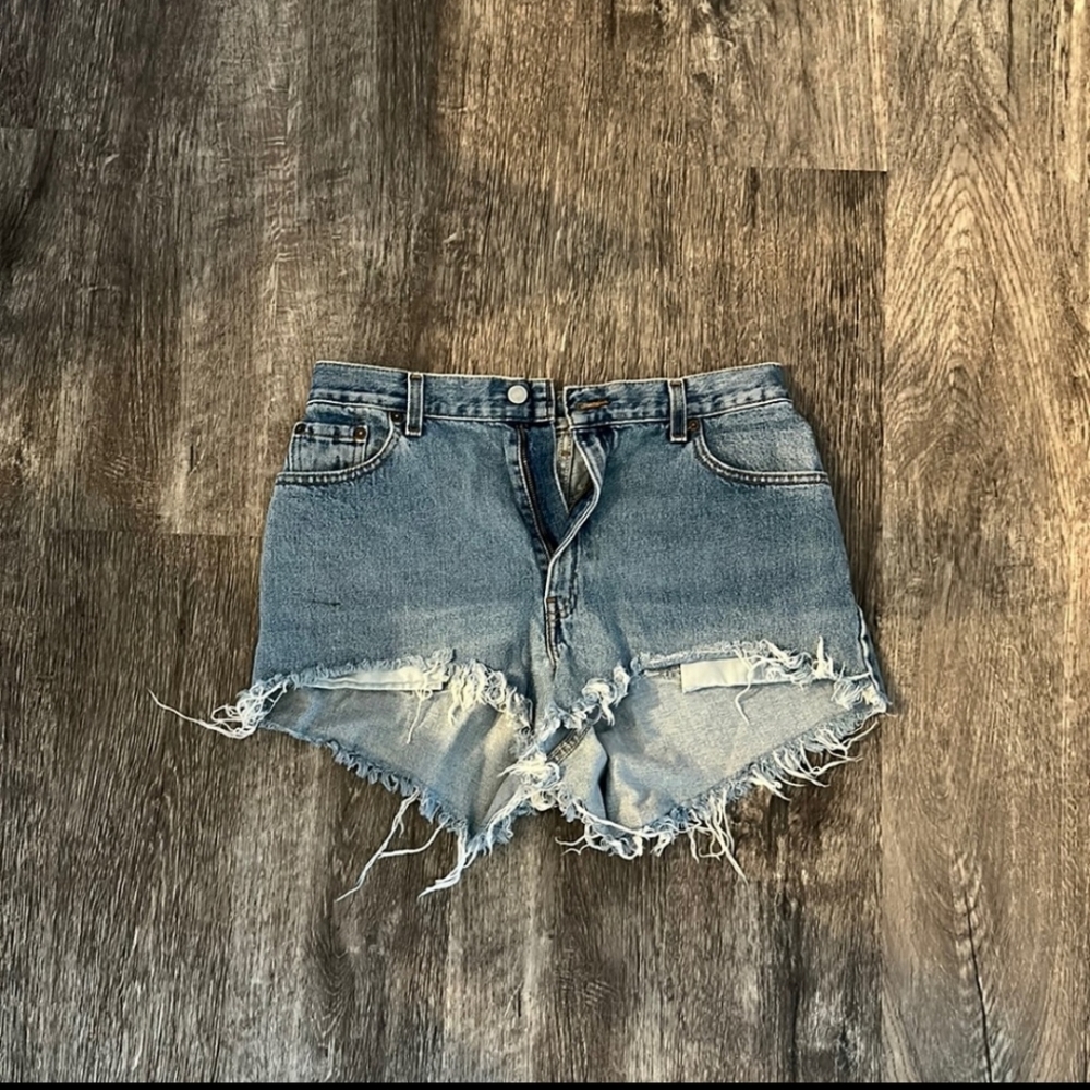 Levi's 550 denim shorts
